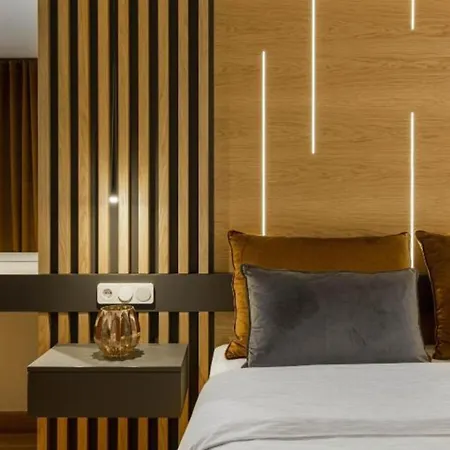 Innovative Boutique Flat In The Heart Of The Салоники