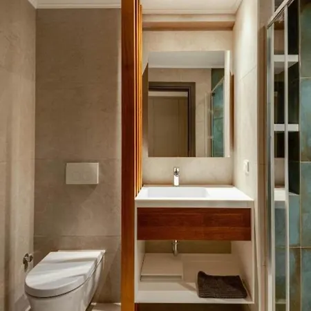 Innovative Boutique Flat In The Heart Of The Салоники